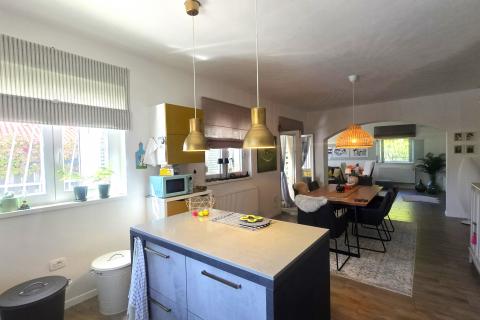 Istra,Lovrečica okolica-Samostojeća kuća s bazenom