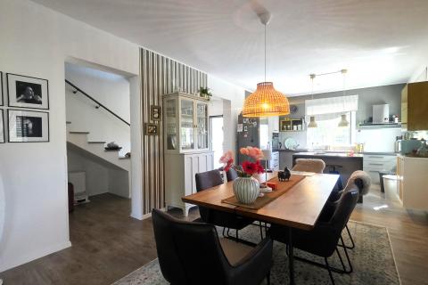 Istra,Lovrečica okolica-Samostojeća kuća s bazenom