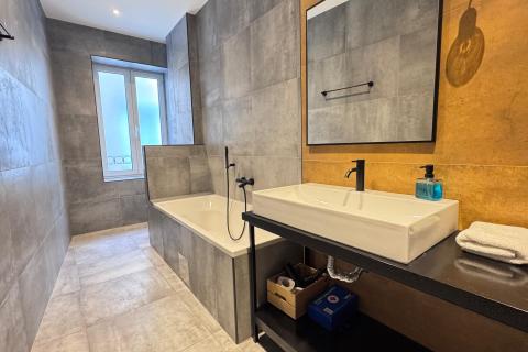 Rijeka, Centar, tri stana 151m2