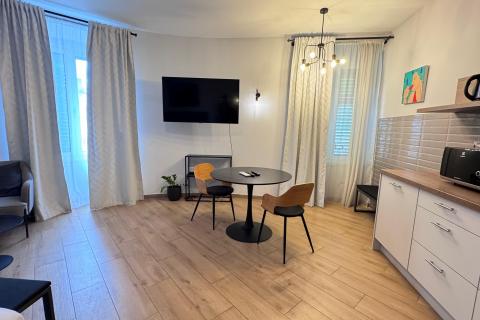 Rijeka, Centar, tri stana 151m2