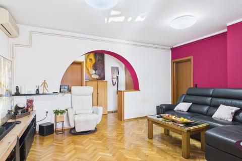 Crikvenica, Selce - rijedak trosoban stan sa  parkingom