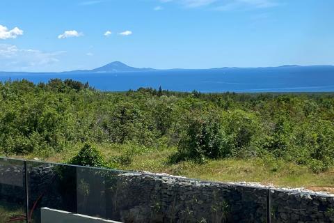 Istra, Rakalj- moderna vila s bazenom i pogledom na more