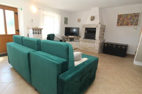 Istra, Vižinada - Renovirana kamena kuća u centru