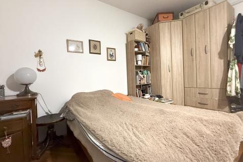 Zagreb, Kustošija, Etažirana kuća sa tri stana