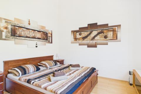 Novi Vinodolski- stan 2.red od mora sa jacuzzijem