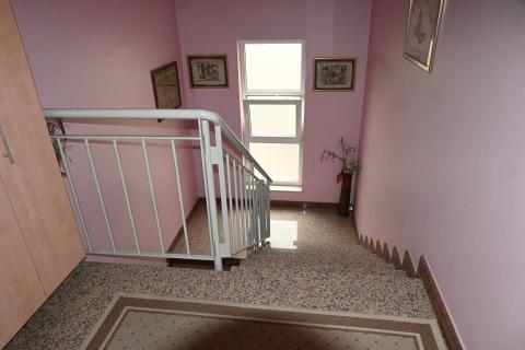 Zagreb, Bukovac - stan s 2 spavaće sobe, spremište, parking