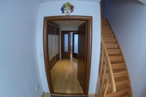 KARLOBAG-kuća s ugostiteljskim objektom i dva stana