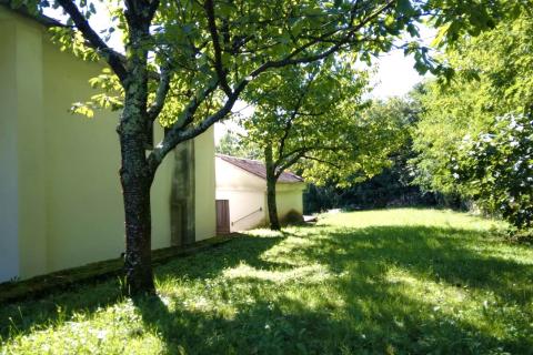 Opatija, Ika, kuća s velikim dvorištem i pogledom na more 