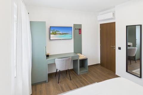 Gästehaus mit Bauland – Plitvicer Seen, Irinovac