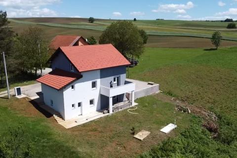 Gästehaus mit Bauland – Plitvicer Seen, Irinovac