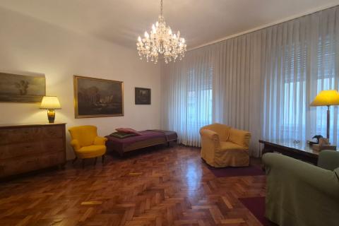 Zagreb, Centar - četverosobni građanski stan