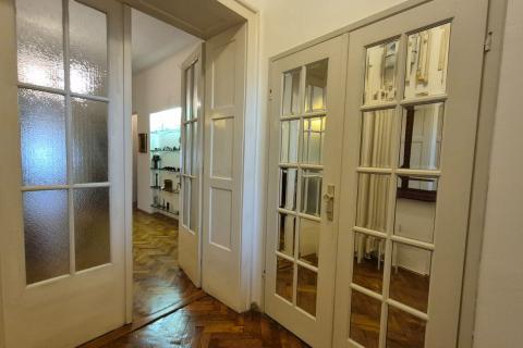 Zagreb, Centar - četverosobni građanski stan