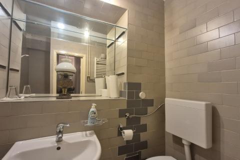 Zagreb, Centar - četverosobni građanski stan