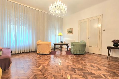 Zagreb, Centar - četverosobni građanski stan