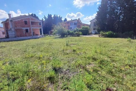 Stavbno zemljišče Valbandon, Fažana, 615m2