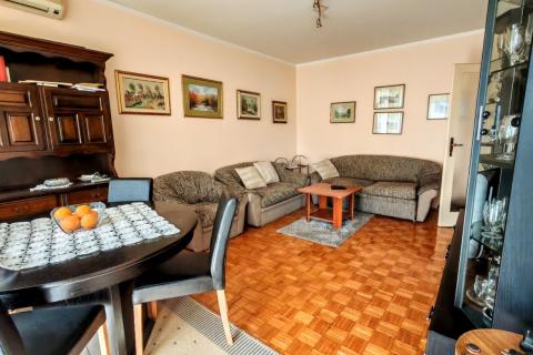 Appartamento Luščić, Karlovac, 72,49m2