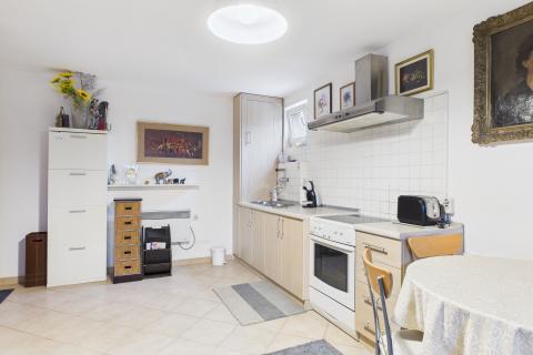 Zagreb, Bukovac - stan s 2 spavaće sobe, spremište, parking