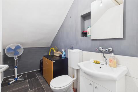 Tuheljske toplice - obiteljska kuća, katnica, okućnica 