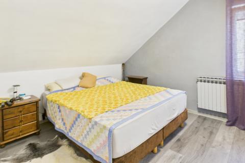 Tuheljske toplice - obiteljska kuća, katnica, okućnica 