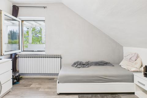 Tuheljske toplice - obiteljska kuća, katnica, okućnica 