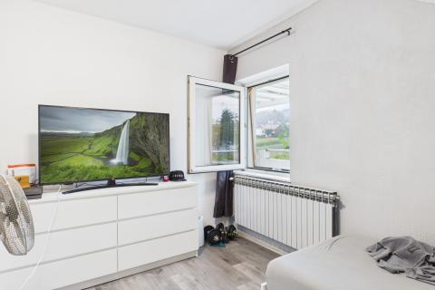 Tuheljske toplice - obiteljska kuća, katnica, okućnica 