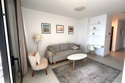 OPATIJA,VOLOSKO- NOVOGRADNJA, stan s bazenom i pogledom na more