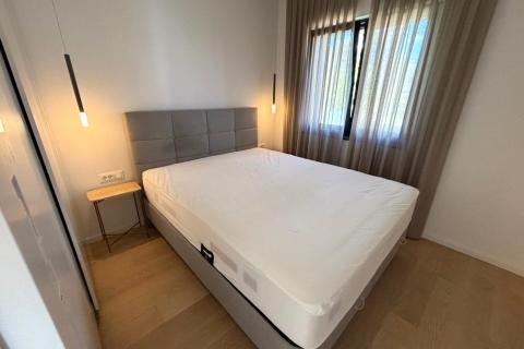 OPATIJA,VOLOSKO- NOVOGRADNJA, stan s bazenom i pogledom na more