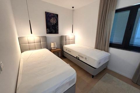 OPATIJA,VOLOSKO- NOVOGRADNJA, stan s bazenom i pogledom na more