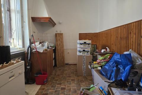 Istra, Pula - Stan s potencijalom u centru 300m od arene