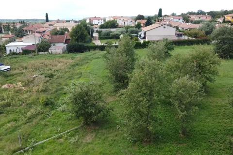 Istra, Tar - Građevinsko zemljište u užoj okolici Tara