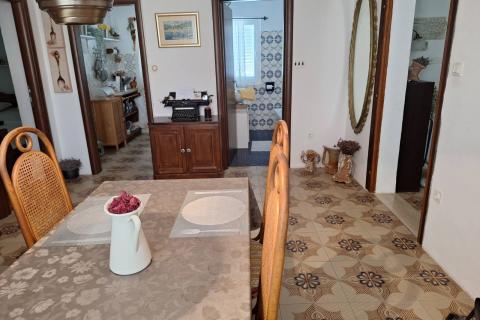 Baška - posebna kuća