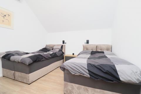 Sveta Jana – moderna kuća s bazenom