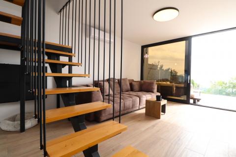 Sveta Jana – moderna kuća s bazenom