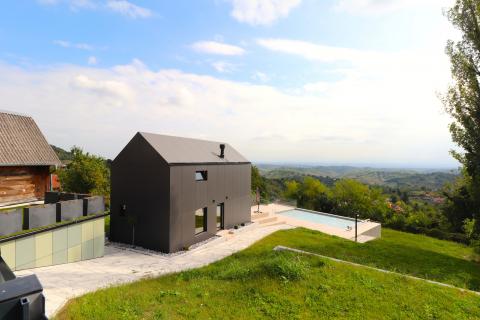 Sveta Jana – moderna kuća s bazenom