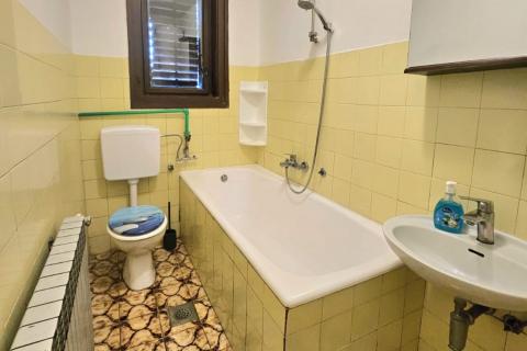 Sveta Nedelja - kuća u centru