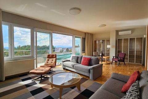 Zagreb, Šestine – dvoetažni stan s garažom i pogledom na grad