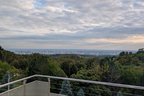 Zagreb, Šestine – dvoetažni stan s garažom i pogledom na grad