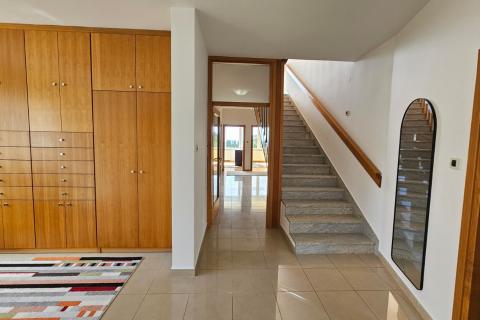 Zagreb, Šestine – dvoetažni stan s garažom i pogledom na grad