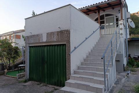 Jurandvor - stan 60m2, garaža 14m2