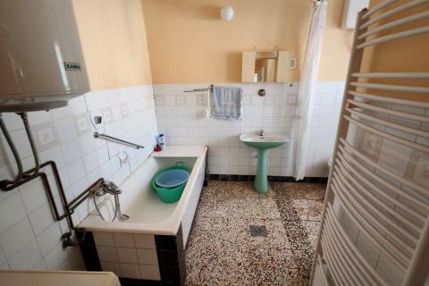 Huis Duga Resa, 93m2