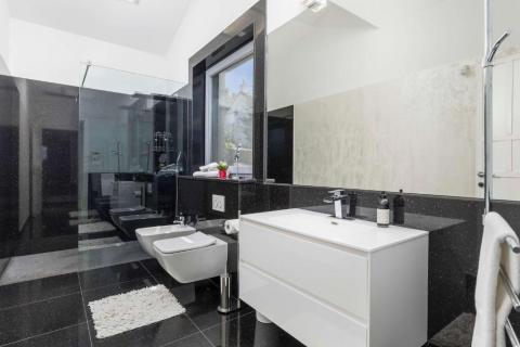 Hreljin, moderna vila sa spa centrom