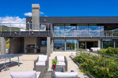 Hreljin, moderna vila sa spa centrom