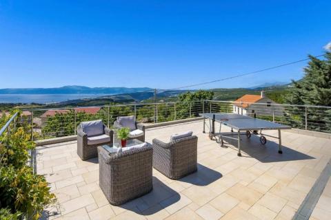 Hreljin, moderna vila sa spa centrom