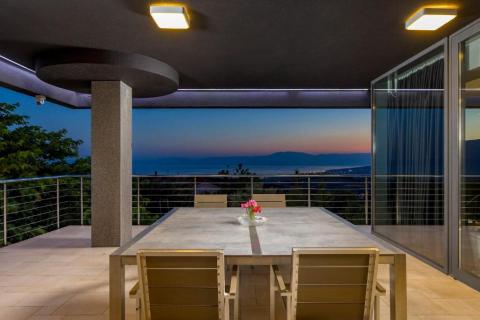 Hreljin, moderna vila sa spa centrom