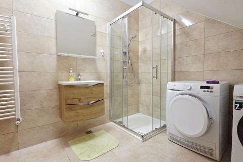 Zagreb, Trešnjevka | Trosoban stan s dva parkirna mjesta