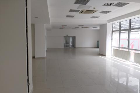 Attività commerciale Donja Dubrava, 800m2