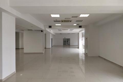Attività commerciale Donja Dubrava, 800m2