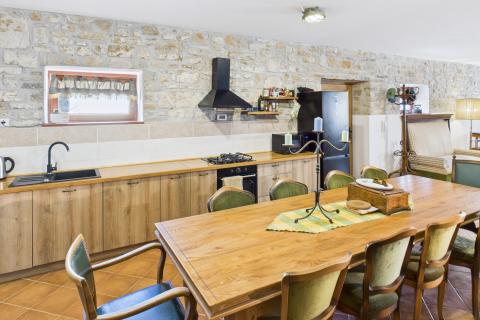 Istra,Buje-Kuća za dugoročni najam