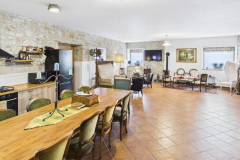 Istra,Buje-Kuća za dugoročni najam