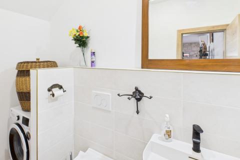 Istra,Buje-Kuća za dugoročni najam